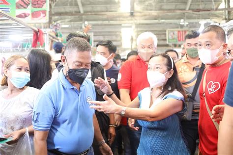 NEWS IN PHOTOS: Pampang Market visit .